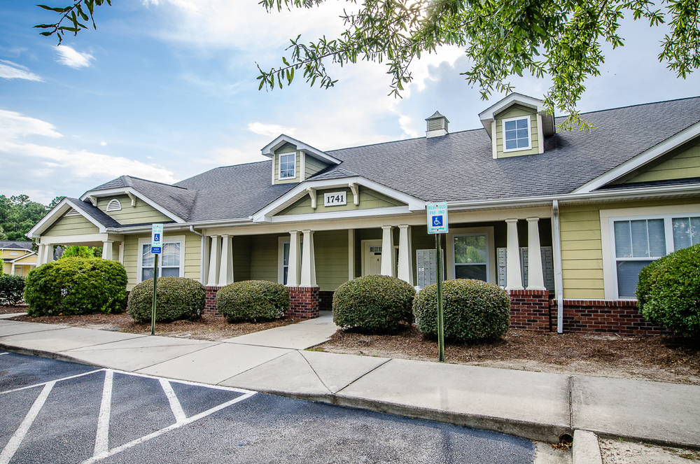 Lakota Crossing Apartments